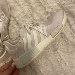 White Adidas NMD’s!! Still in really good condition! Womens size 9!